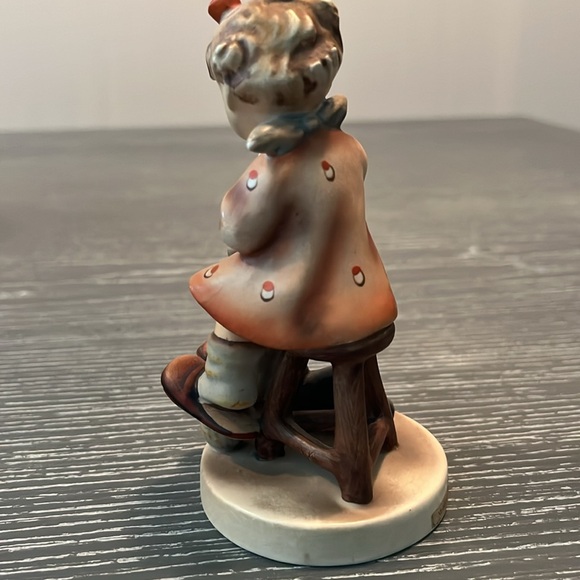 Vintage M.I. Hummel # 133 Mother’s Helper figurine. TMK 3 1960’s - Picture 5 of 8